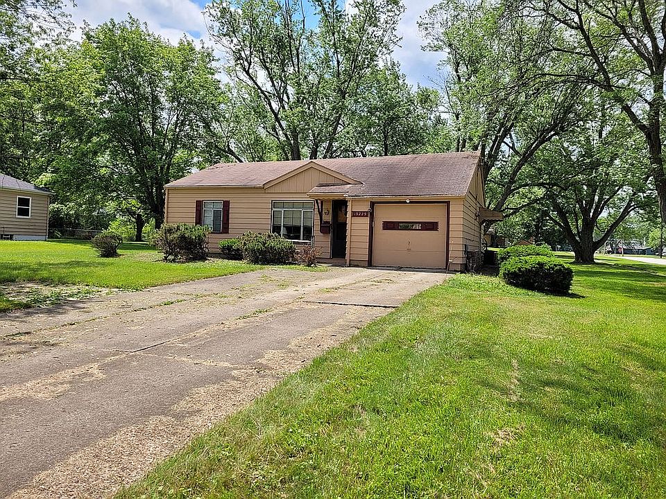 1st image of 19229 Pierce Dr