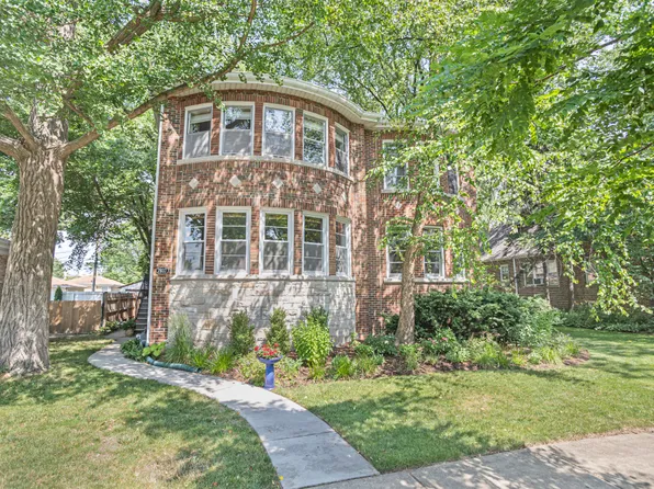 7937 Lowell Ave, Skokie, IL 60076