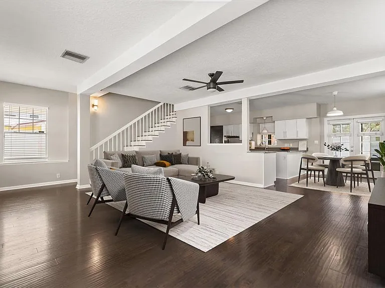 742 N Westmoreland Dr — Photo 5