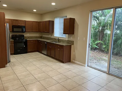 3223 NW 31st Ter Photo 1 3223 NW 31st Ter Photo 1