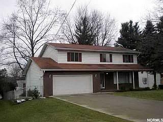 1st image of 162 Corunna Ave