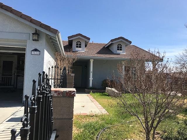 2nd image of 3518 Glenridge Ave