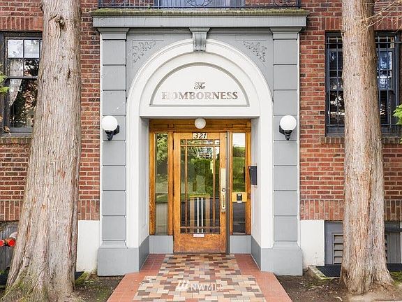 4th image of 321 Boylston Ave E APT 205