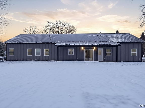 5th image of 1192 Quaker Rd