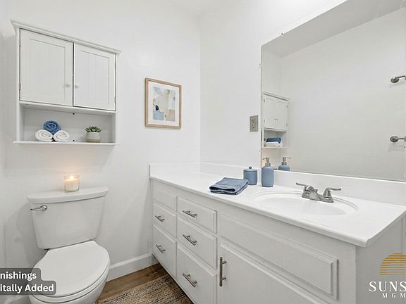 2nd image of 540 W Channel Islands Blvd #13