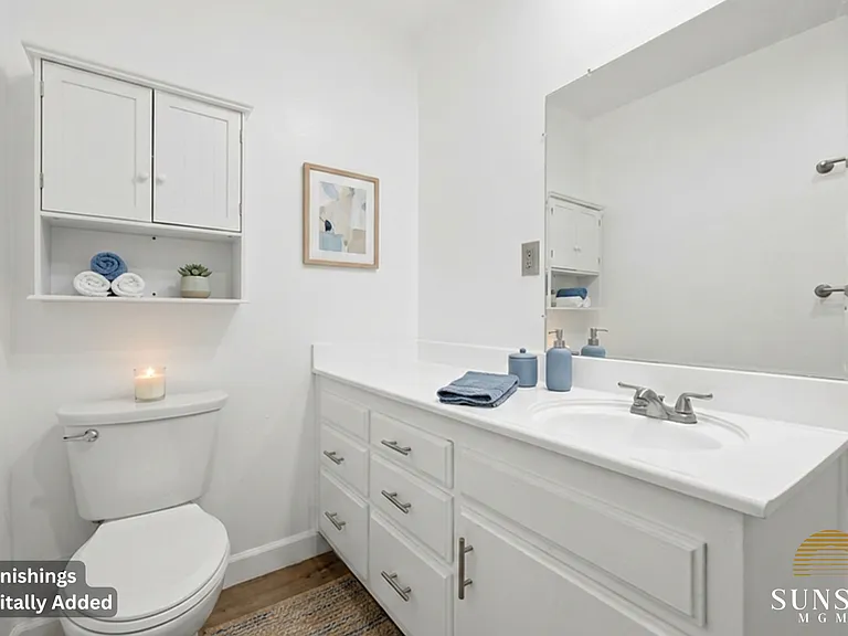 540 W Channel Islands Blvd #13 — Photo 2
