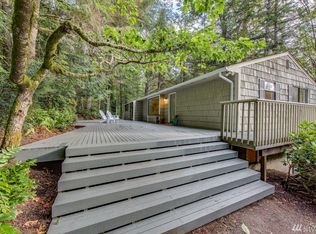5875 NE Tolo Rd, Bainbridge Island, WA 98110