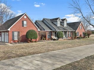 14401 Wildflower Loop, Fort Smith, AR 72916