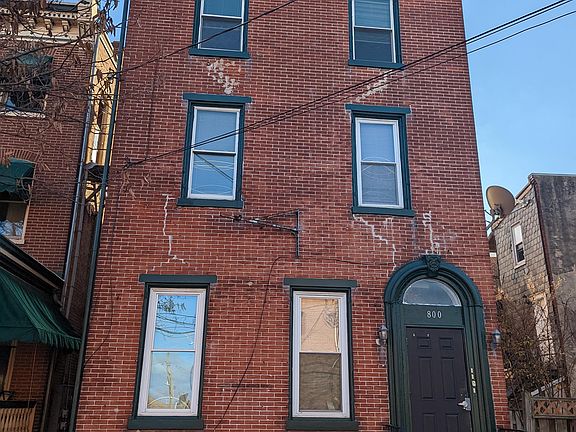 5th image of 800 N Washington St APT 5