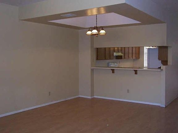 2nd image of 3921 N IVANHOE #174 Street