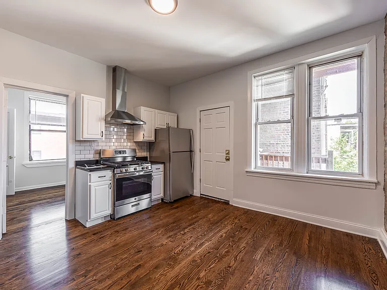 1000 N Mozart St #3 — Photo 11