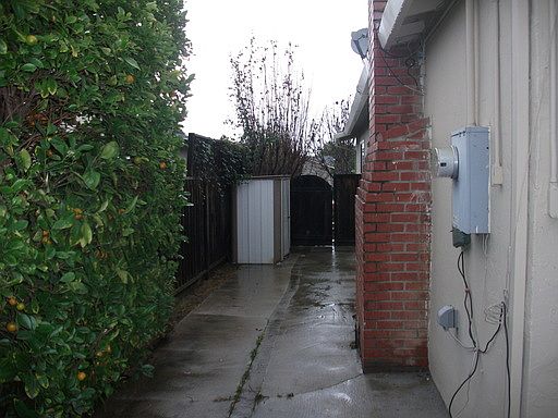 4th image of 3182 Vesuvius Ln