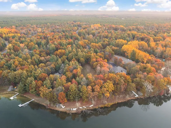 373 White Waters Trl, Nekoosa, WI 54457