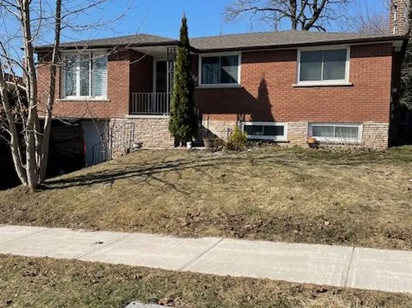 166 Collings Ave, Bradford West Gwillimbury, ON L3Z 1W1