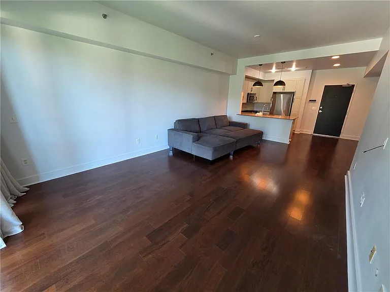 1100 Howell Mill Rd NW #304 — Photo 6