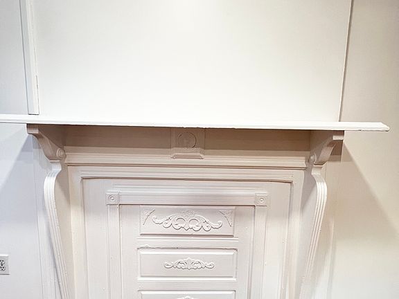 3rd image of 357 Halsey St #4F