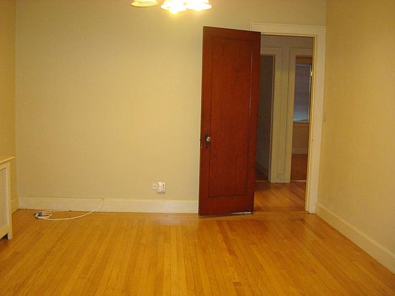 2nd image of 399 Kimball Ave #2