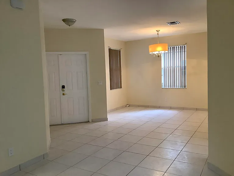 7330 NW 1st Pl — Photo 8