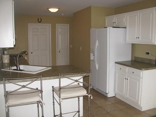 5th image of 8240 Auburn Ln