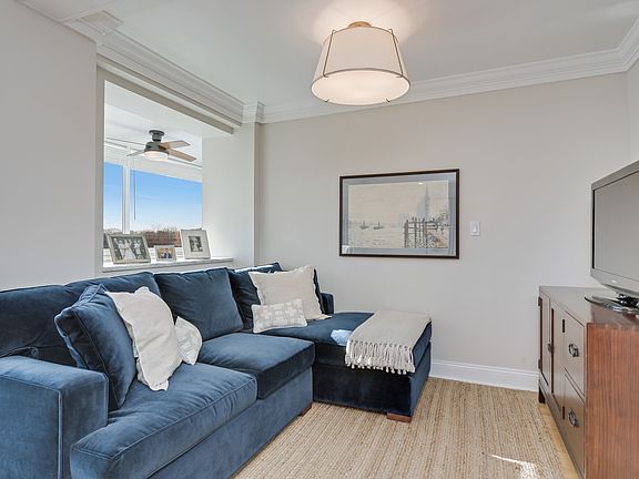 5th image of 3 Washington Sq APT 4H