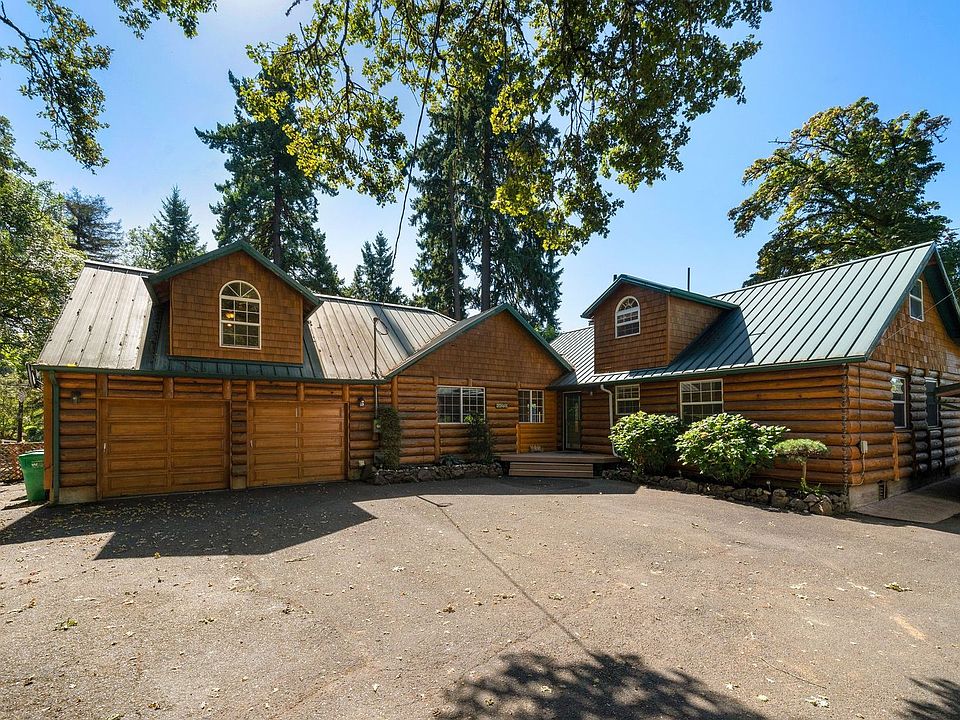 1st image of 14239 SE Fairoaks Ln