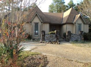 2105 N Dudney Rd, Magnolia, AR 71753