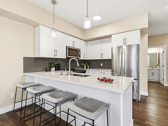 5th image of 3090 Burtch Rd #313