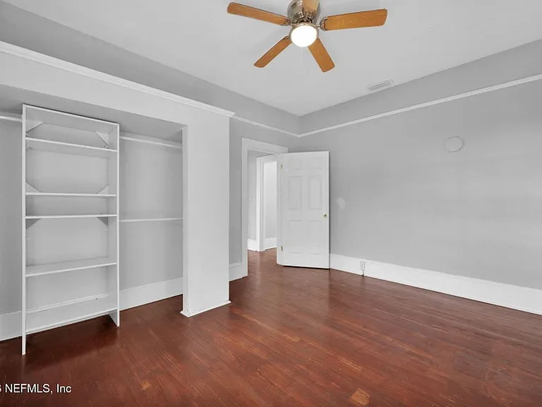2517 Orion St — Photo 16