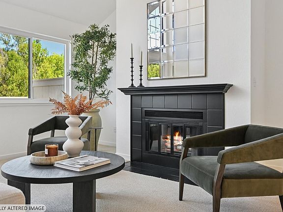 5th image of 258 Sandpiper Court