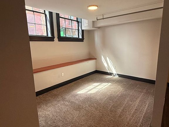 3rd image of 26 Washington Ave #B2
