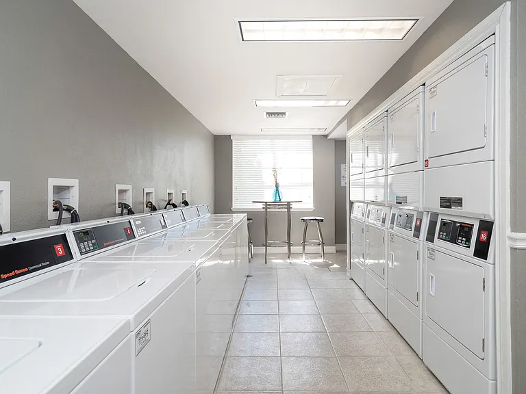 24 Hour Laundry Center
