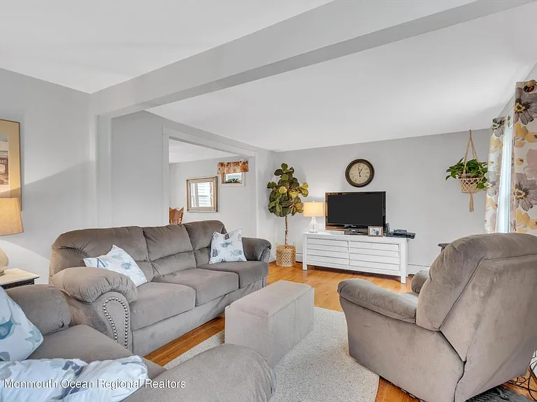 248 Sunset Ln — Photo 10