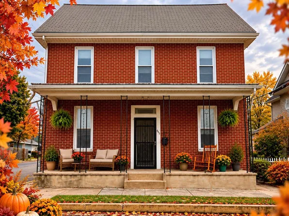 440 N Railroad St, Palmyra, PA 17078