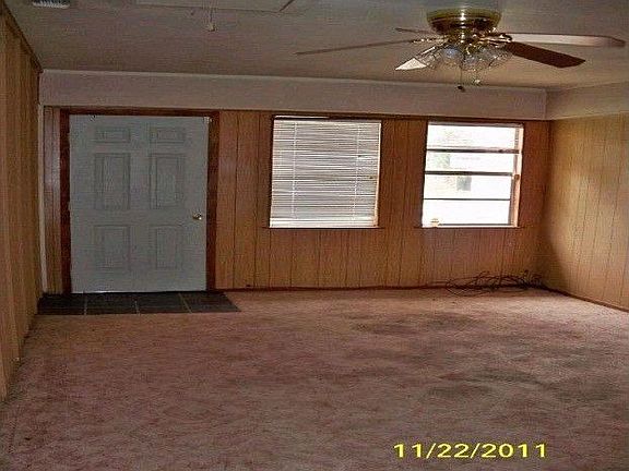5th image of 703 W 10th St