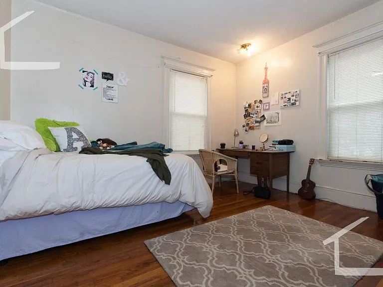 9 Ashford St #1A — Photo 6