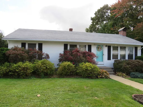 185 President Road, Manchester, NH 03103