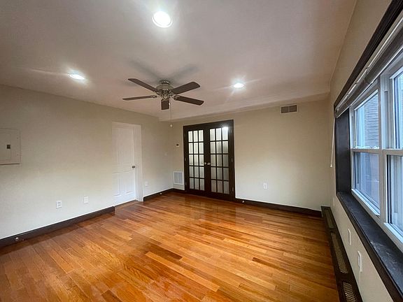 2nd image of 2111 Silverside Rd