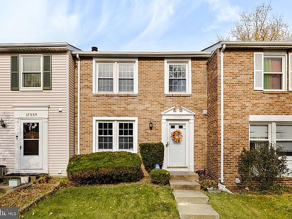 3rd image of 13561 Bentley Cir