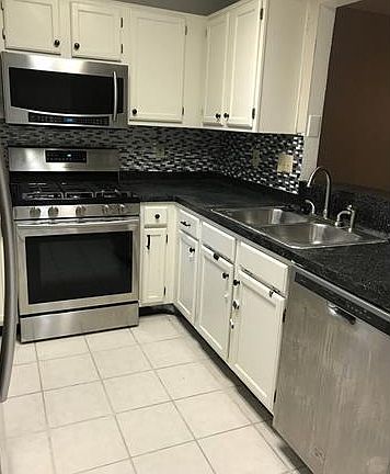 5th image of 11901 M Swearingen Dr #66