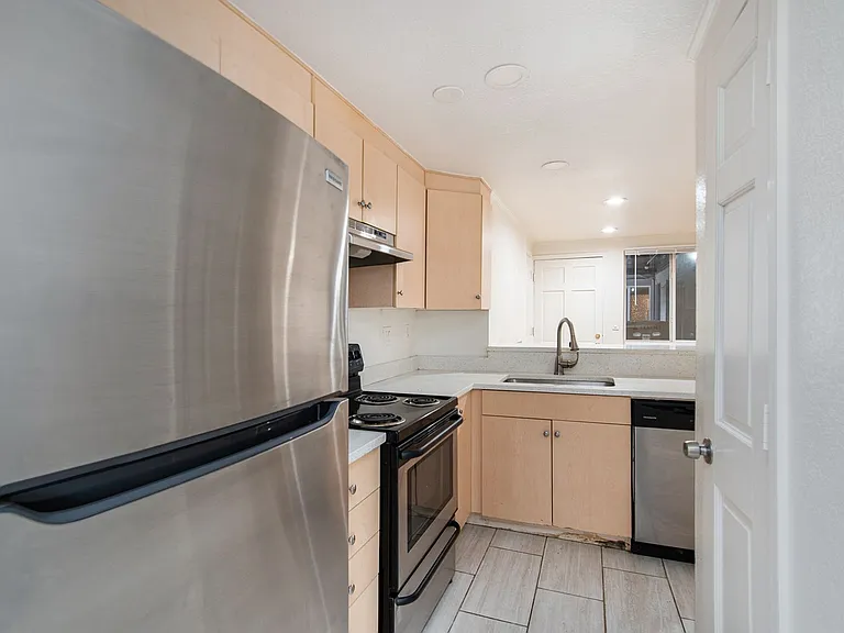336 N Grant St #101 — Photo 11