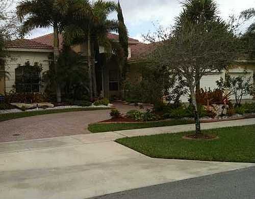 1st image of 13343 Lakepointe Cir