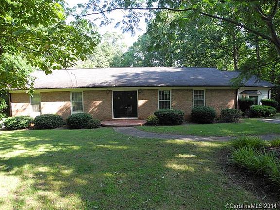 2nd image of 1021 General Hoke Dr
