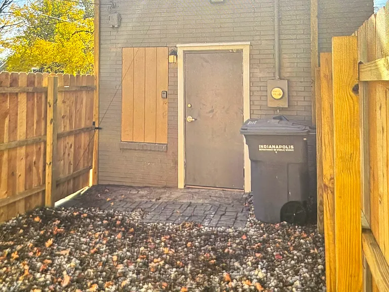 4128 E Michigan St — Photo 11