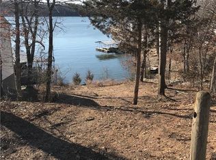 33 Sunset Rd, Lake Ozark, MO 65049