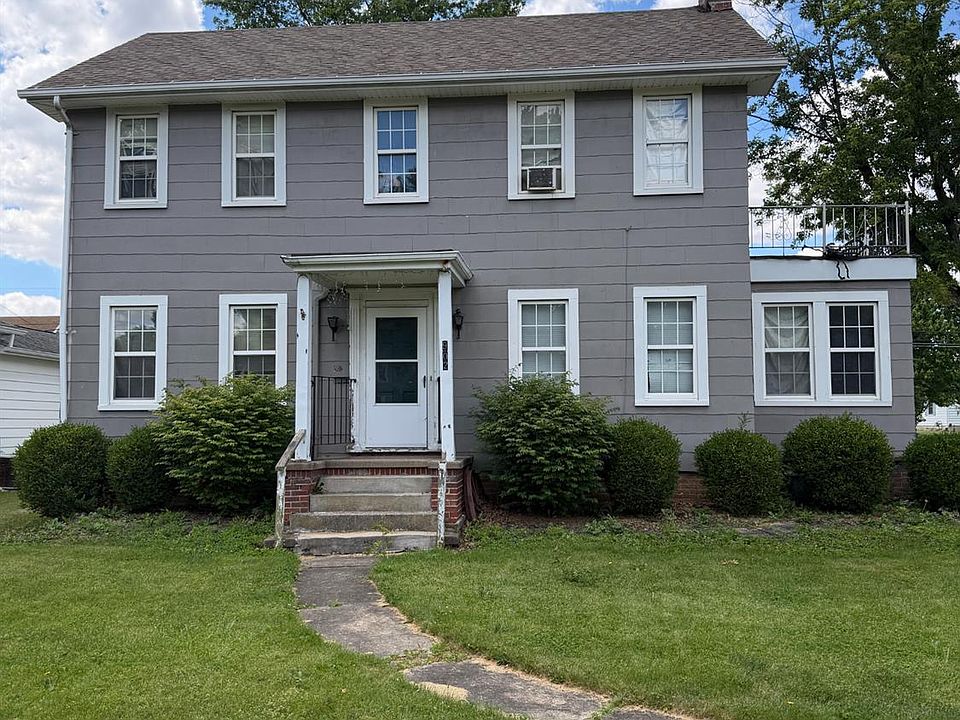 1st image of 902 S Myrtle Ave