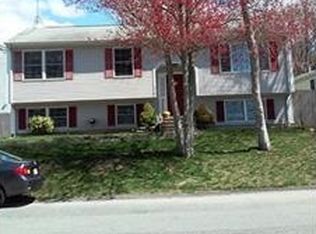 250 Napoleon St, Fall River, MA 02721