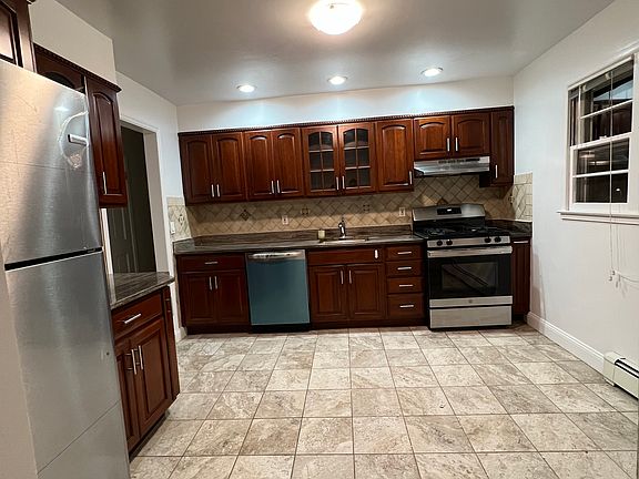 3rd image of 37 E Clinton Ave Floor 2