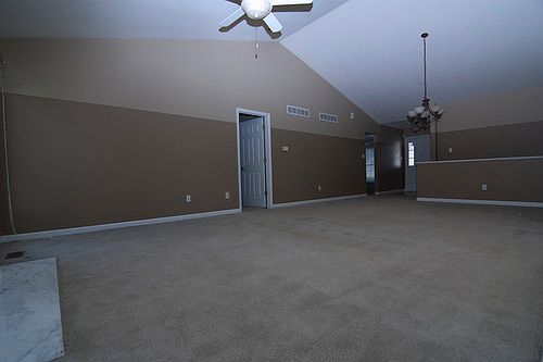 3rd image of 786 River Glen Dr