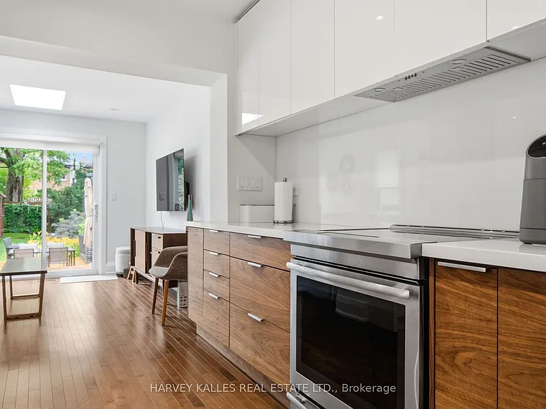 67 Falcon St — Photo 17