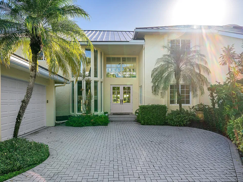 2898 Polo Island Dr